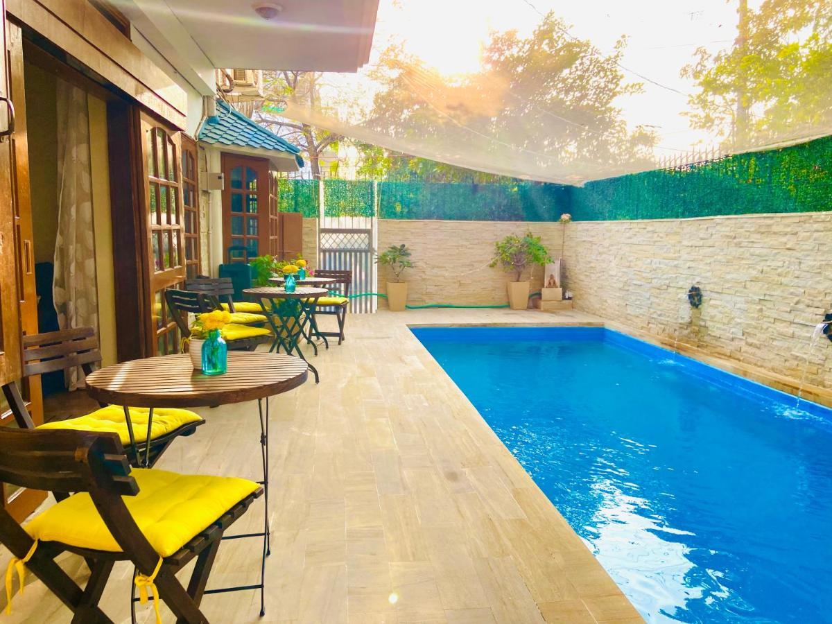 Roshani Pool Villa Gurgaon - 7Br #Privatepool #Villa #Bungalow #Garden #Staycation エクステリア 写真