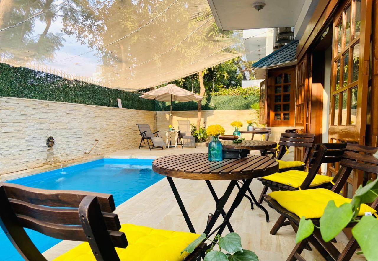 Roshani Pool Villa Gurgaon - 7Br #Privatepool #Villa #Bungalow #Garden #Staycation エクステリア 写真