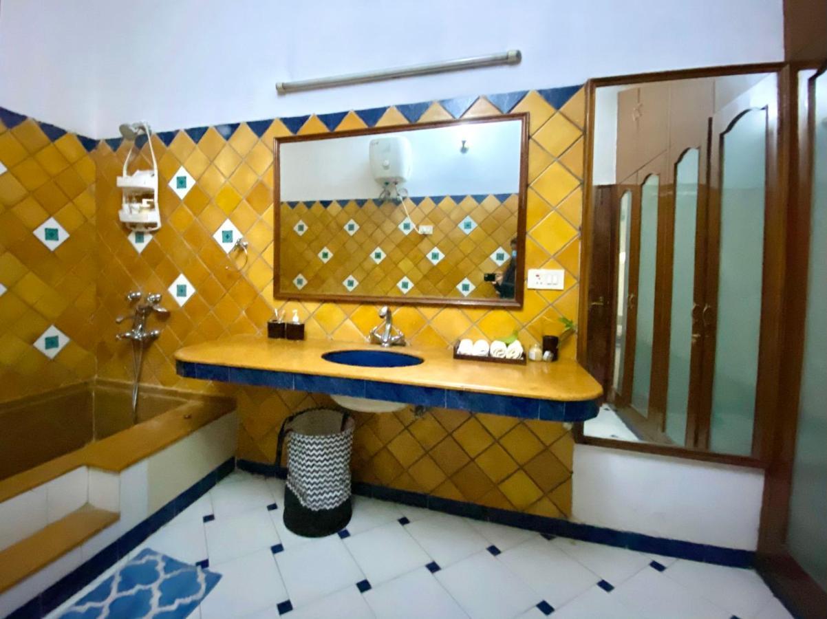 Roshani Pool Villa Gurgaon - 7Br #Privatepool #Villa #Bungalow #Garden #Staycation エクステリア 写真