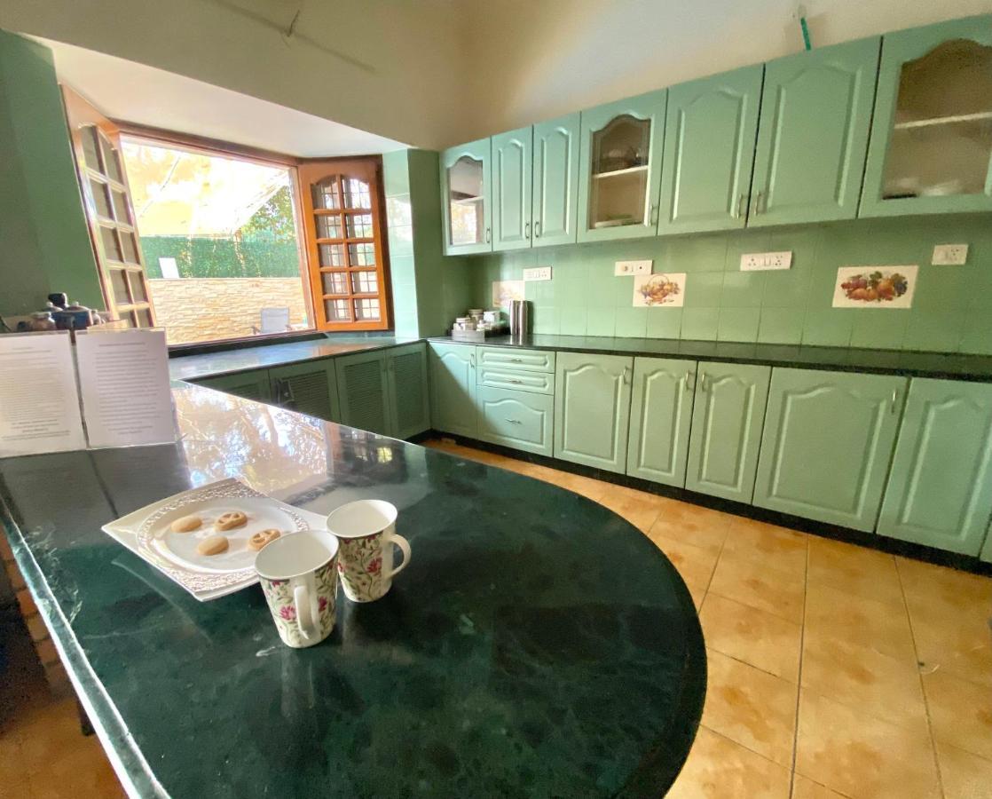 Roshani Pool Villa Gurgaon - 7Br #Privatepool #Villa #Bungalow #Garden #Staycation エクステリア 写真