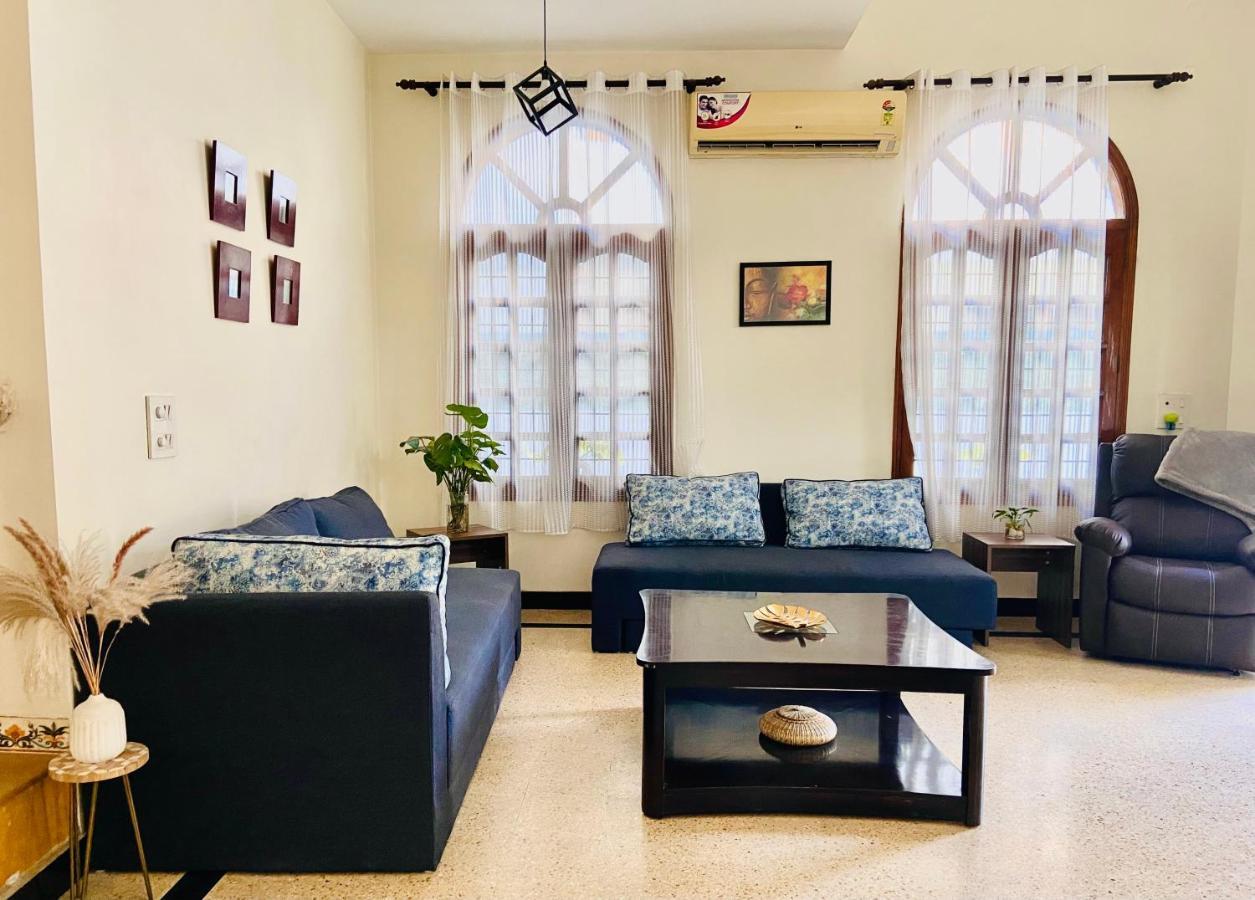 Roshani Pool Villa Gurgaon - 7Br #Privatepool #Villa #Bungalow #Garden #Staycation エクステリア 写真